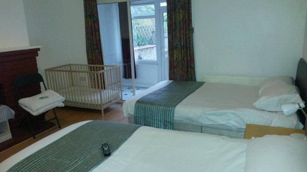 Cedars House Hotel Croydon Kamer foto
