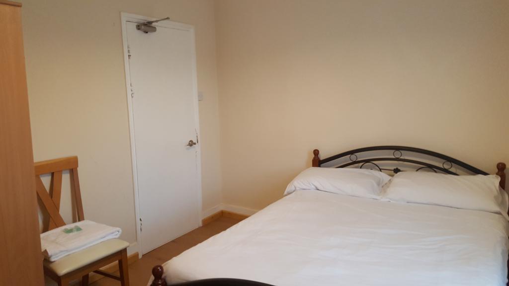 Cedars House Hotel Croydon Buitenkant foto